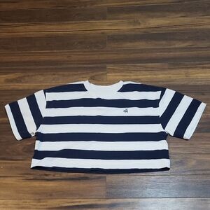 Like new Crop T- Shirt size M